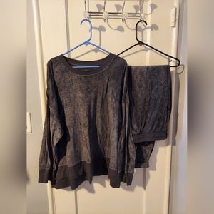 Grey velour lounge fit